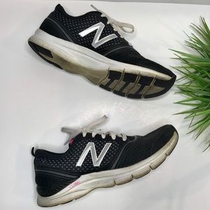 New Balance Cush tennis shoes size 7.5